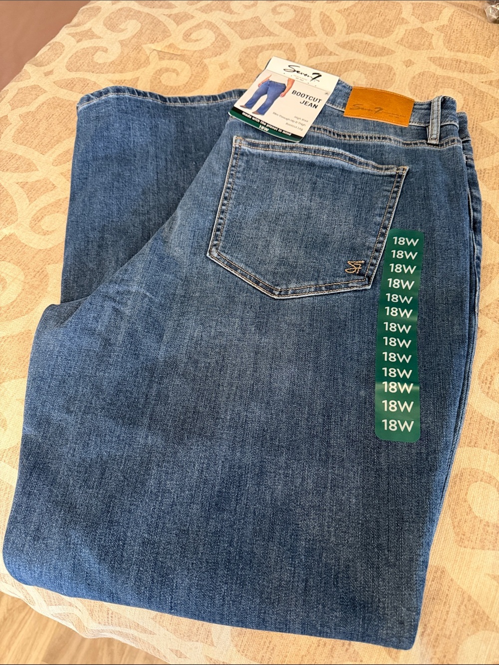 NWT Seven7 Jeans Womens Bootcut Jeans - 18W